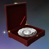 2014年11月：定做深圳金溢科技公司戰(zhàn)略合作伙伴純銀紀(jì)念盤制作