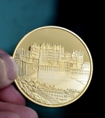 西藏拉薩布達拉宮金質(zhì)紀念幣,黃金紀念幣,純金紀念章